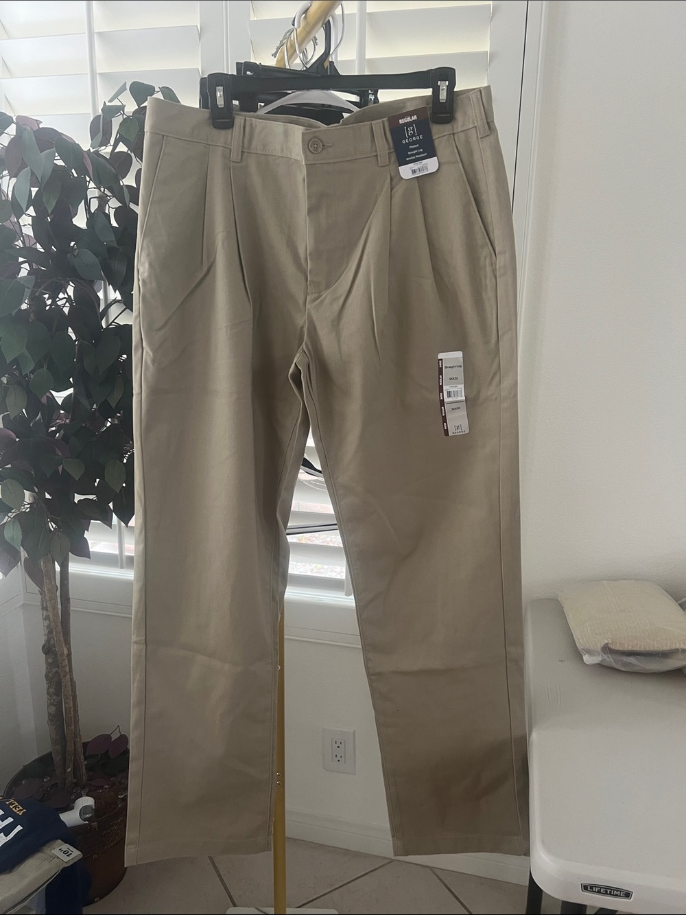 George Men’s Beige Pleated Chino Pants
